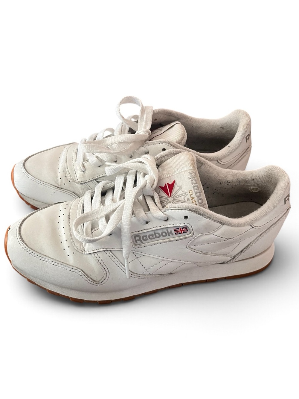 Reebok Classic Leather White Gum Sole Sneakers Size 8